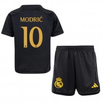 Camisa de Futebol Real Madrid Luka Modric #10 Equipamento Alternativo Infantil 2023-24 Manga Curta (+ Calças curtas)